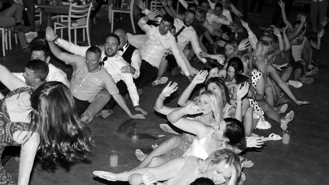 Wedding band Rome Italy - Wedding musicians and dj set all-in-one
