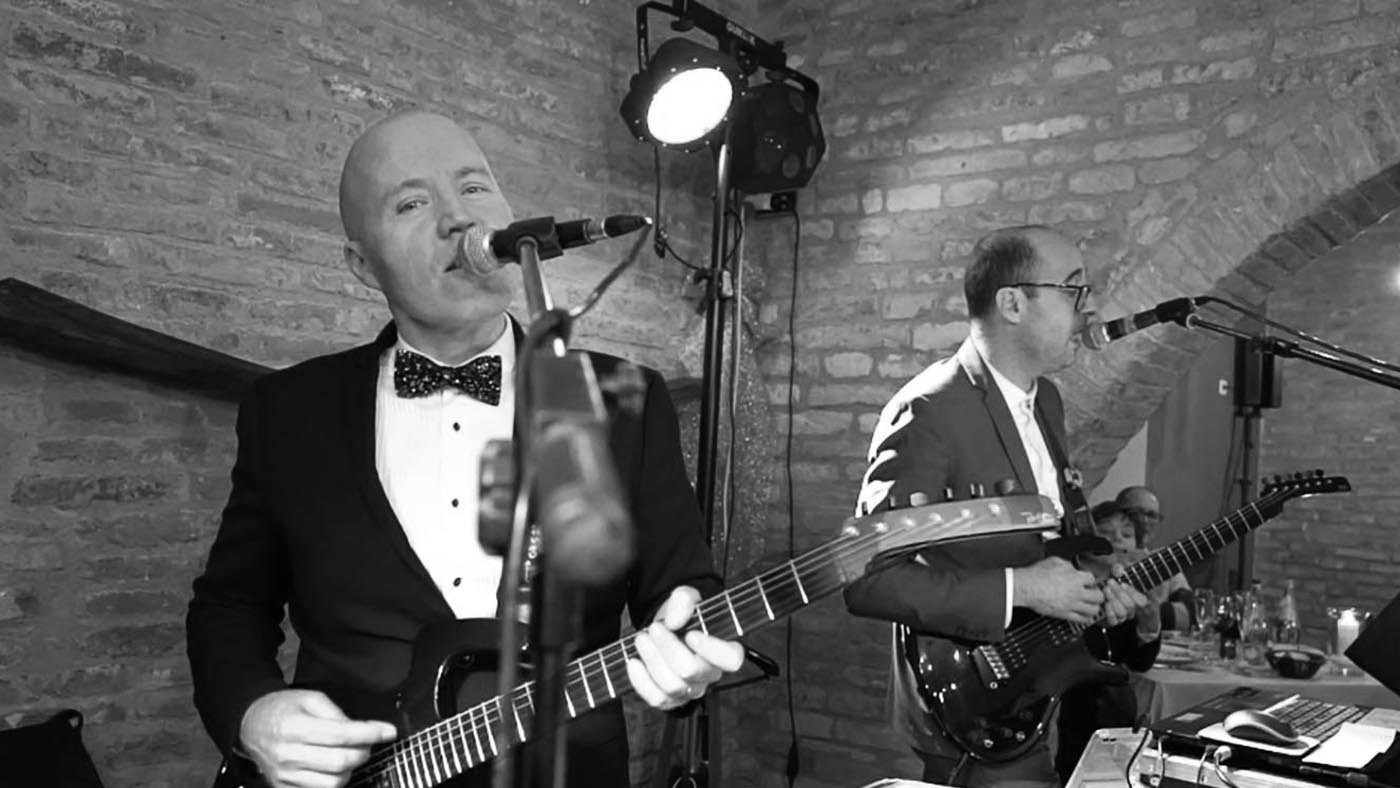 Wedding sound and light system by Guty & Simone wedding band Tuscany Italy